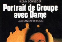 PORTRAIT DE GROUPE AVEC DAME